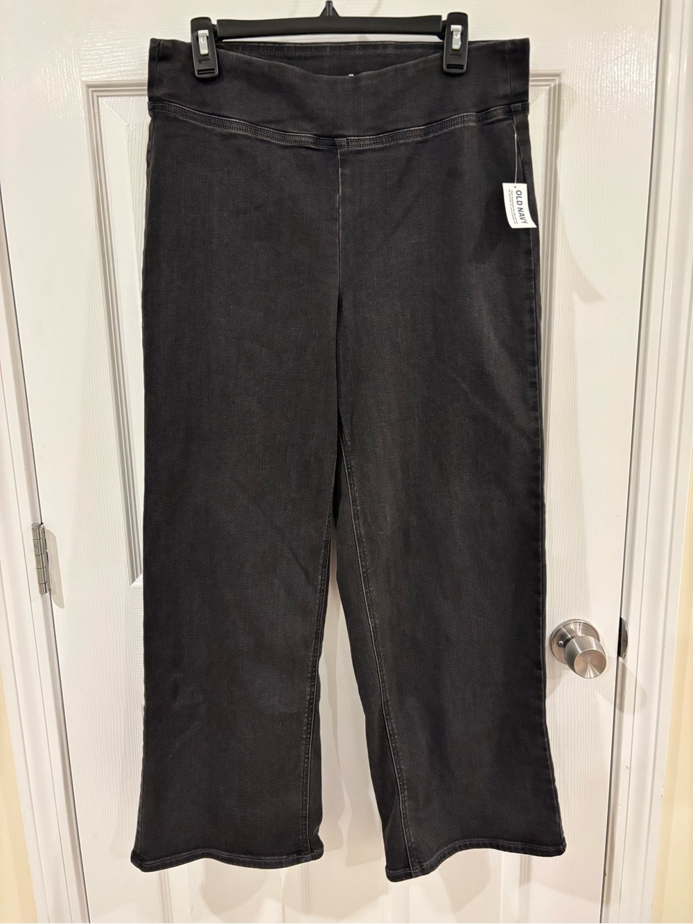 NWT Old Navy Weekender Hi Rise Wide Leg Pull On Jeans 12